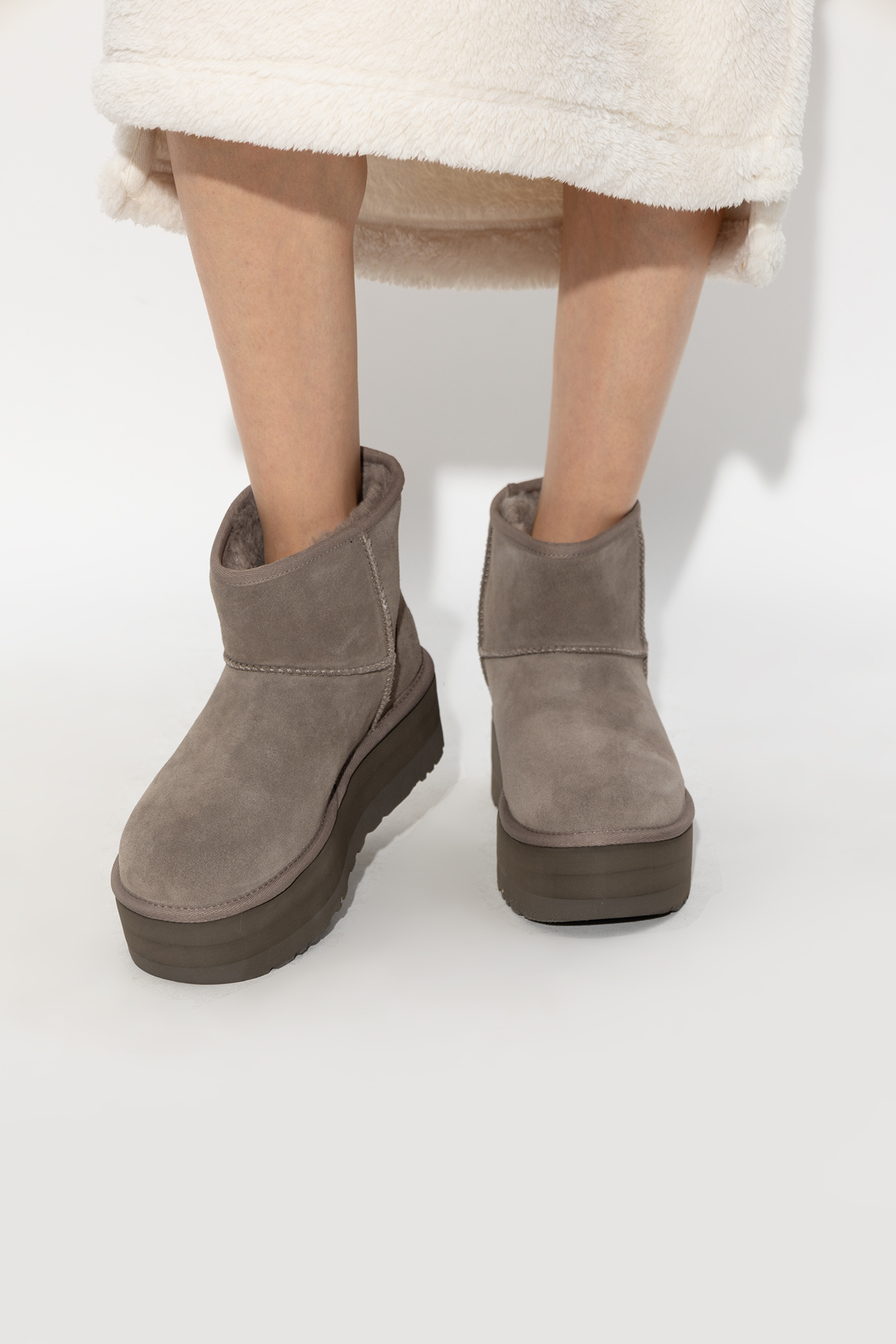 Grey ugg deals snow boots